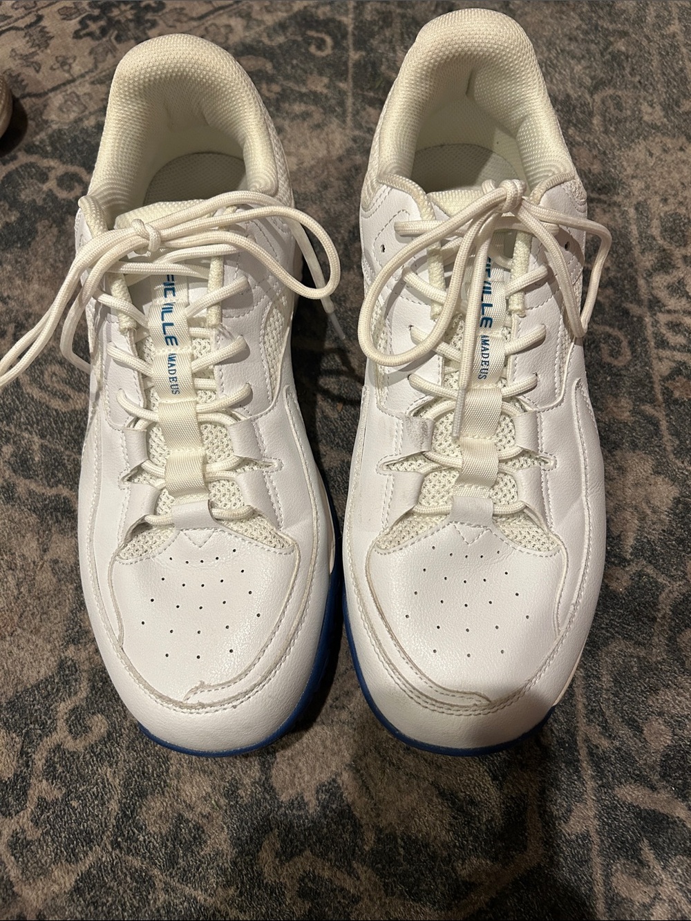 Fit Ville 🎾 White Men’s Sneakers with Blue Sole Accents